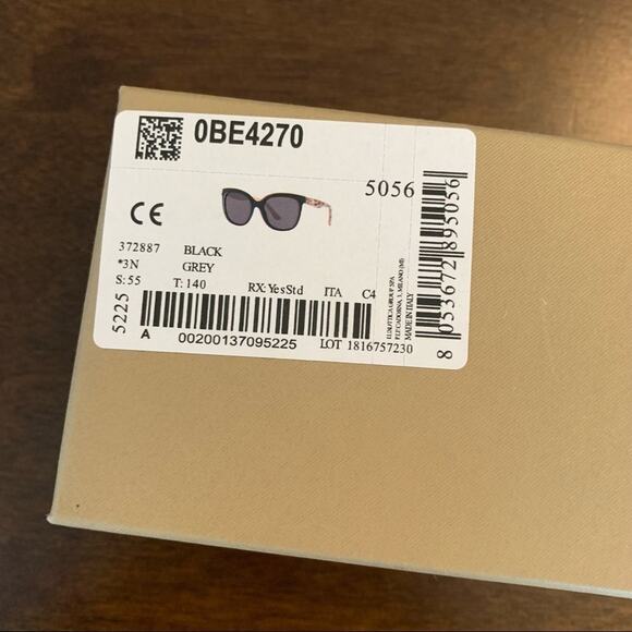 Burberry Sunglasses CASE Cardboard Structured Box ONLY - Picture 5 of 8